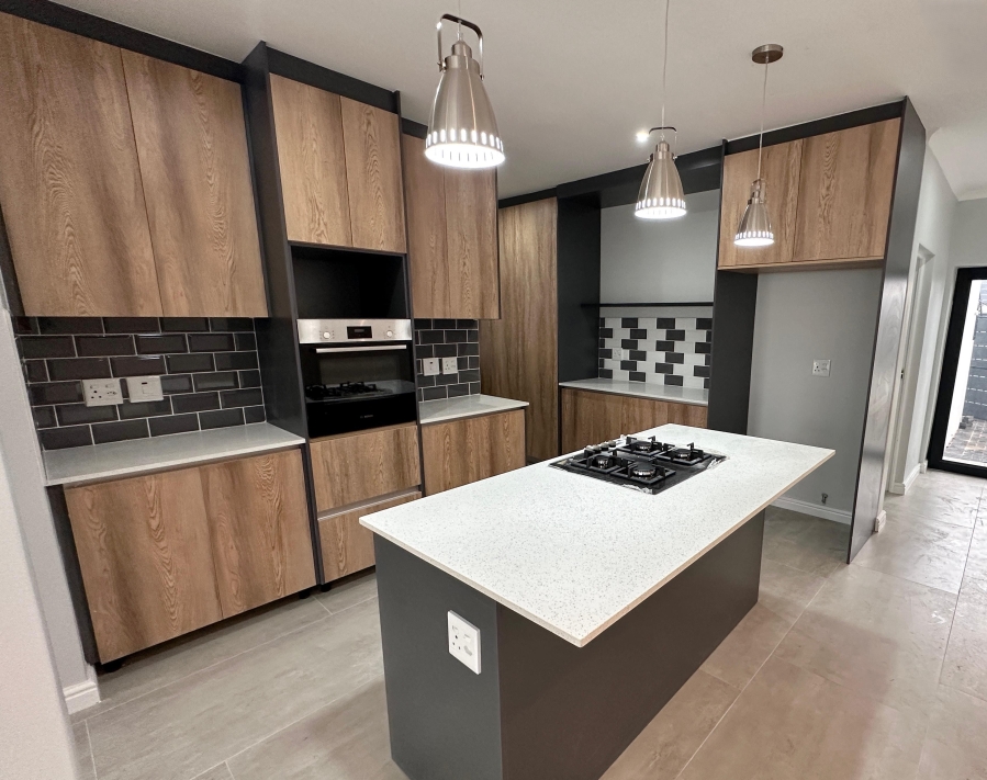 4 Bedroom Property for Sale in Sandown Western Cape